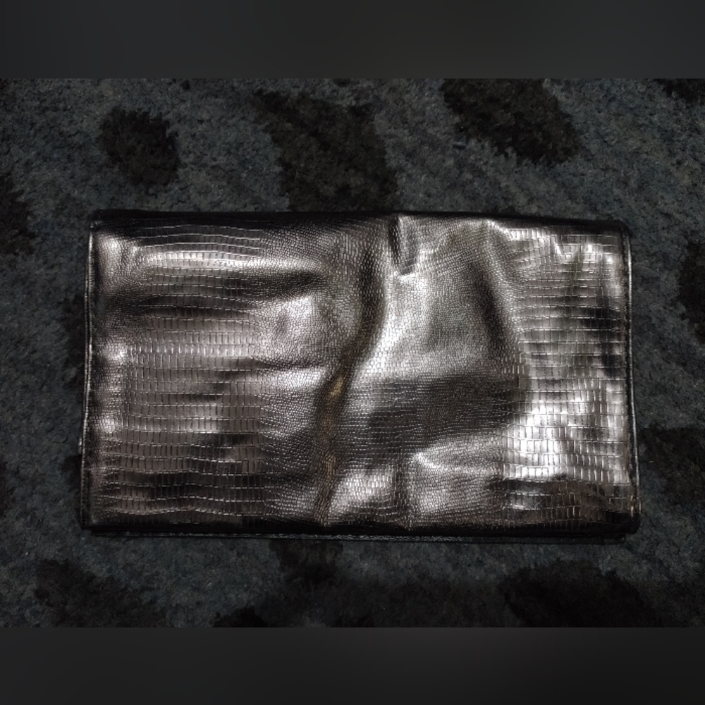 Metallic Snake Skin Makeup Brush Bag